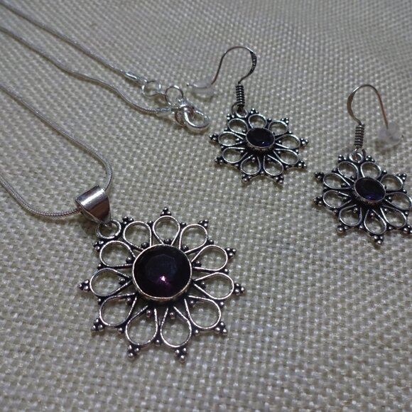 Beautiful AMETHYST FLOWER Handmade Sterling 925 Earrings & Necklace #79C - Picture 1 of 3
